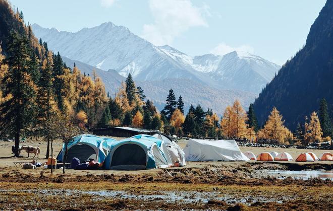 长穿毕徒步地理手册：沉浸式穿越神山秘境pg电子娱乐平台此生必走！收好四姑娘山(图2)